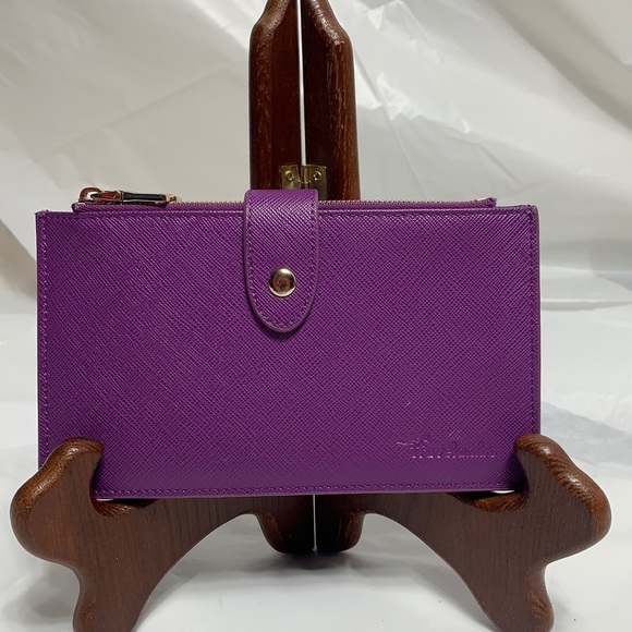 TRAVELAMBO Purple Folding snap closure Wallet with 2 zip compartments - Picture 1 of 5